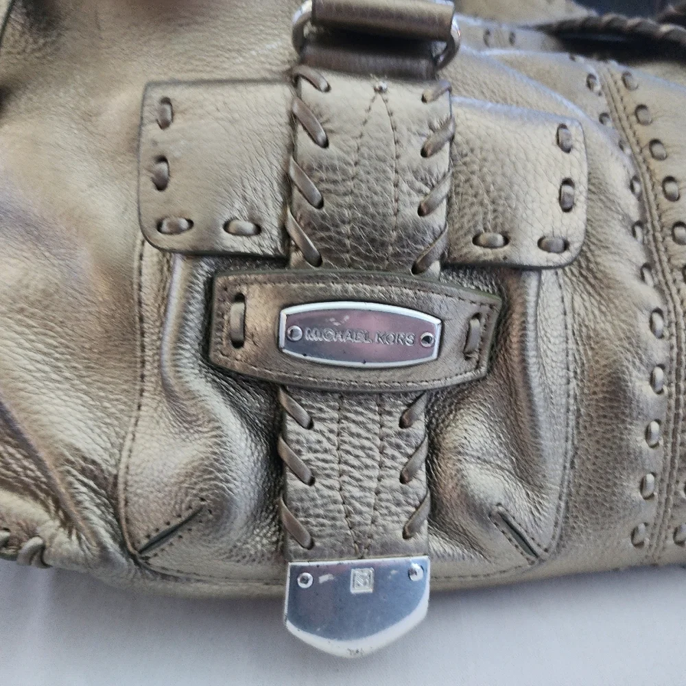 Purse - Picture 3 of 3